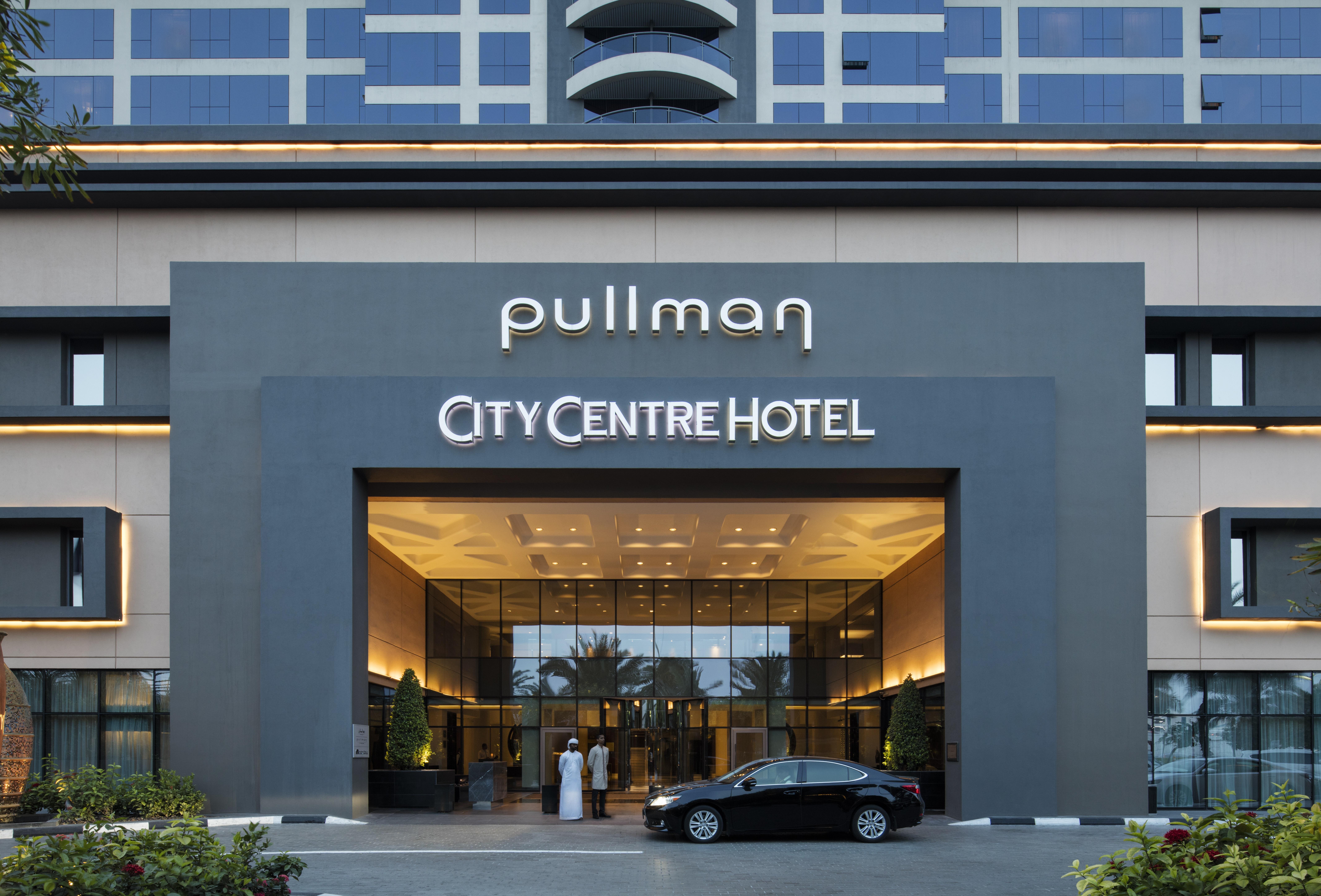 Дубай сити центр. Отель Пульман Дубай. Pullman Dubai Deira Creek City Centre Hotel 5. Пулман Даунтаун Дубай. Pullman Sharjah Hotel 5* Дубай.